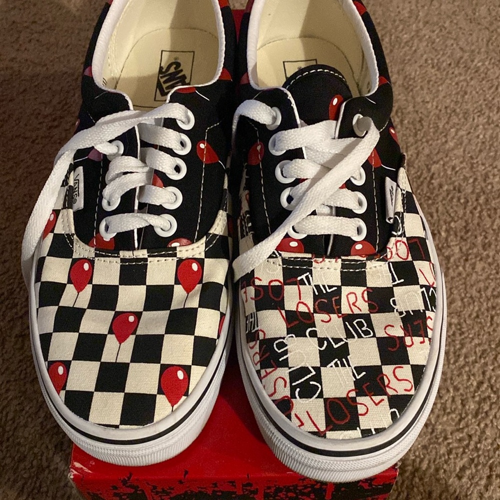 Size 8/6.5 IT vans